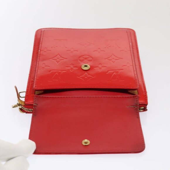LOUIS VUITTON Monogram Vernis Motto Accessory Pouch Red - Picture 8 of 16